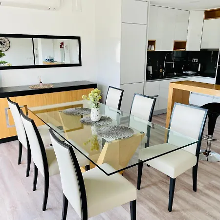 View At Historical Center شقة